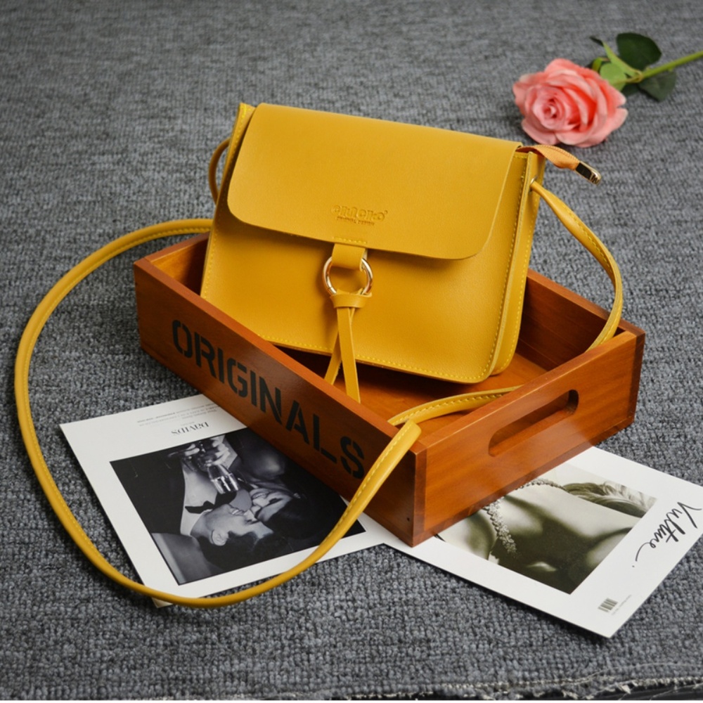 C'est la Vie Boutique Vol 3 Bag